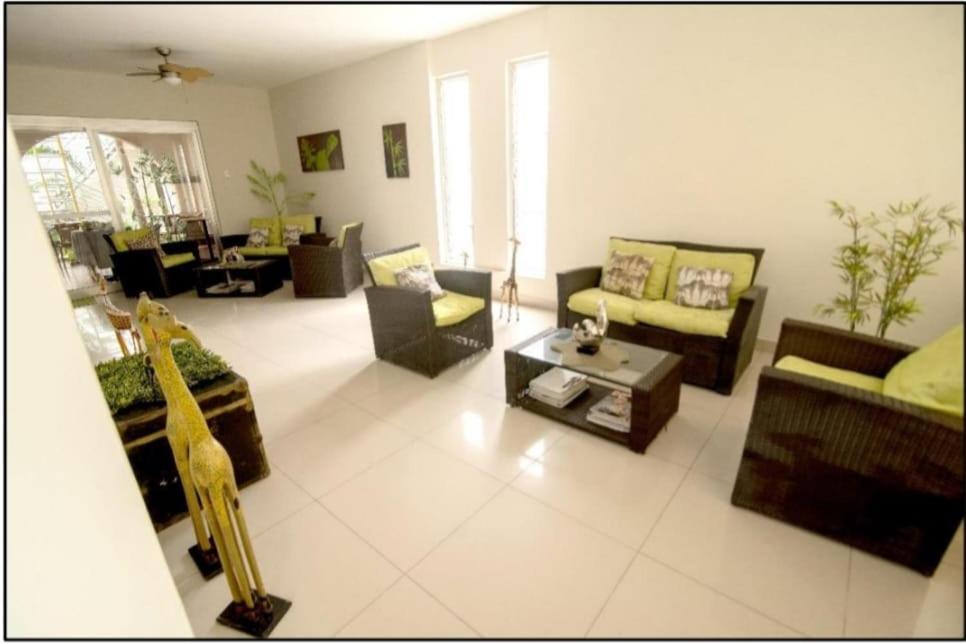 Hotel Nuevo Bamboo à Piura Extérieur photo